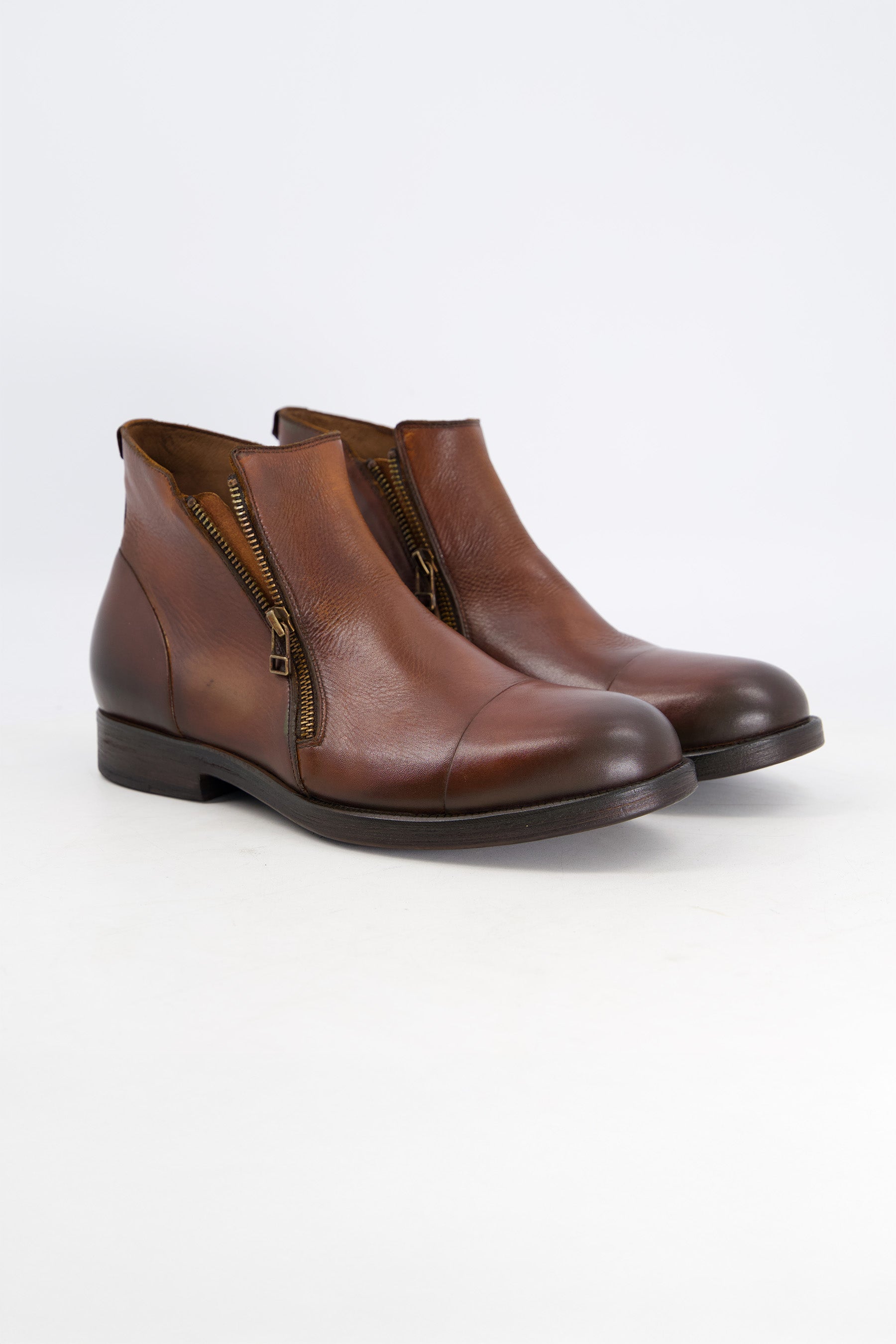 Drifty Grunge Double Zip Medium Ankle Brown Shoes