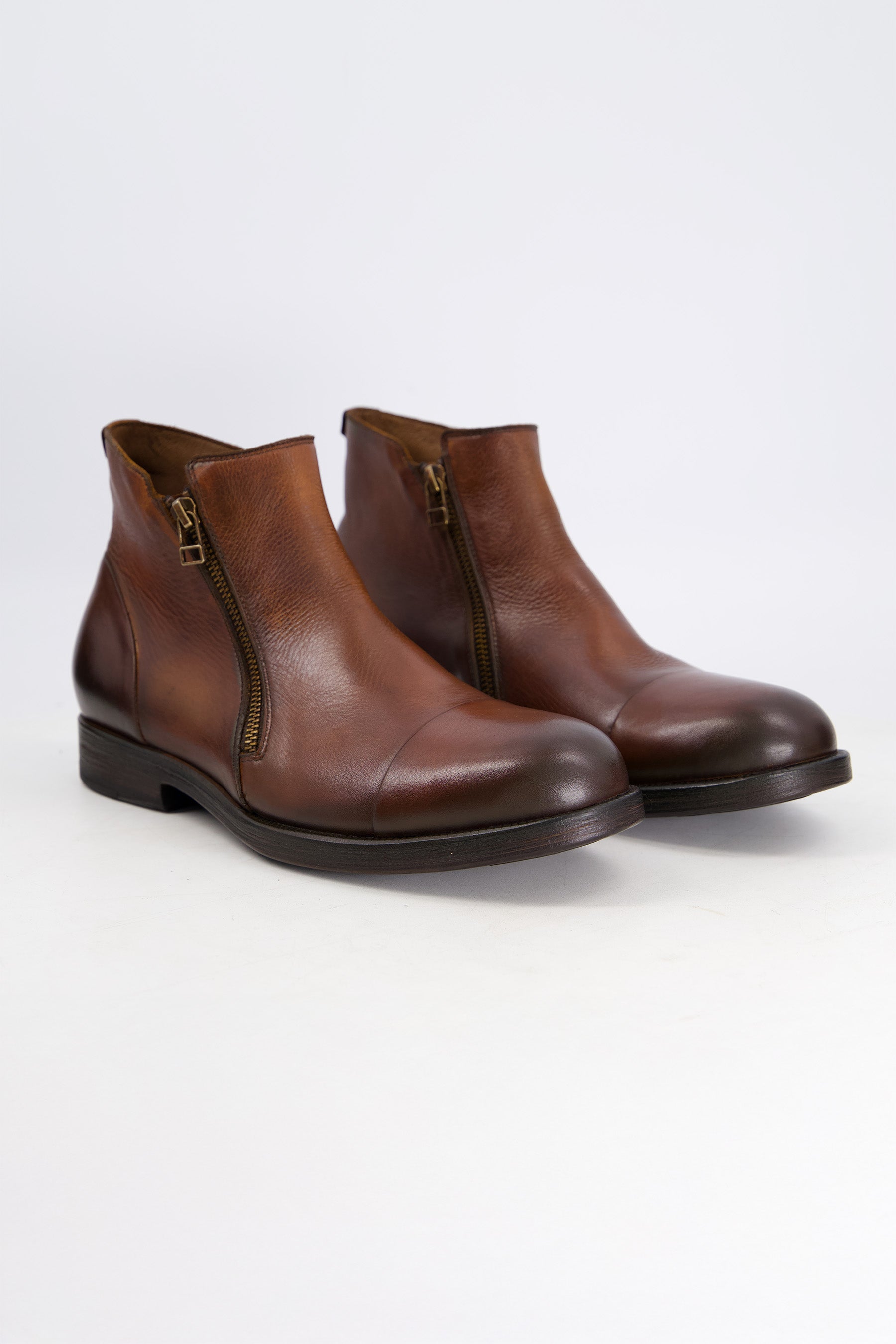 Drifty Grunge Double Zip Medium Ankle Brown Shoes