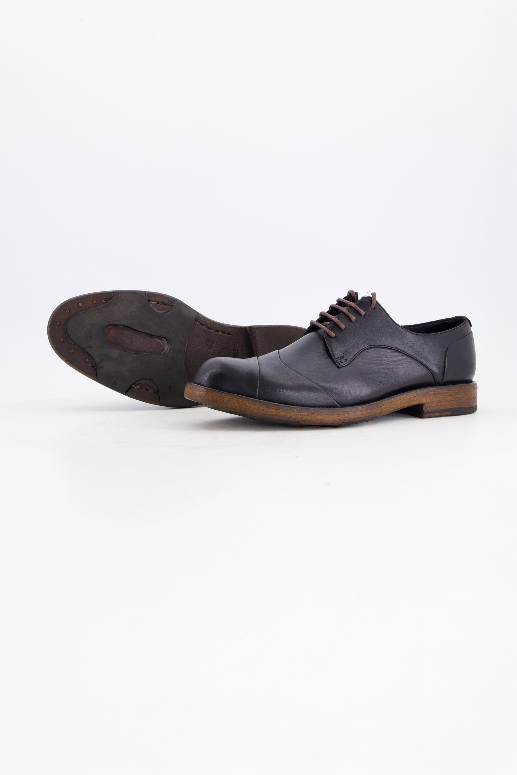 CANYON Hardy Derby Shoes