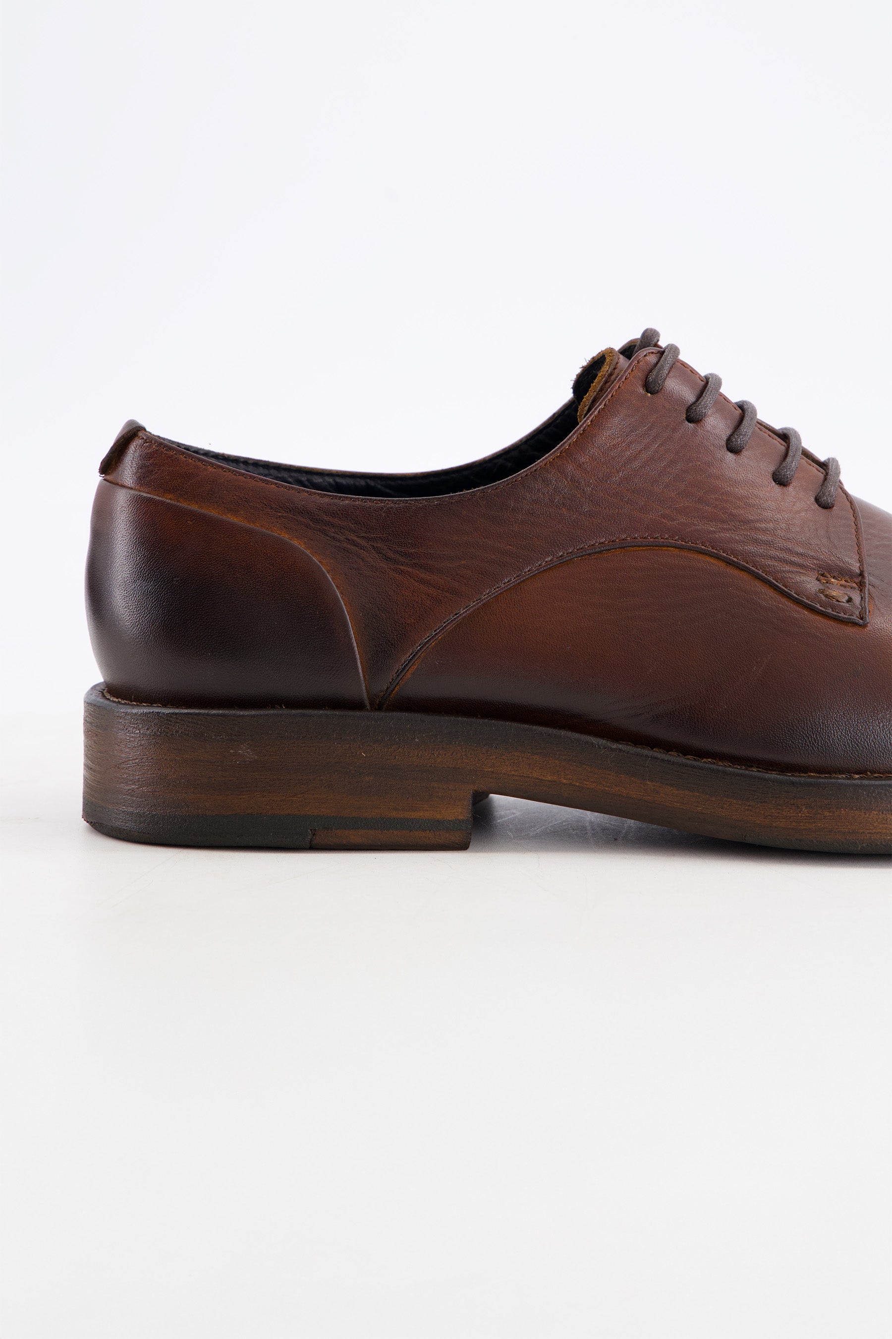 CANYON Hardy Derby Brown Shoes